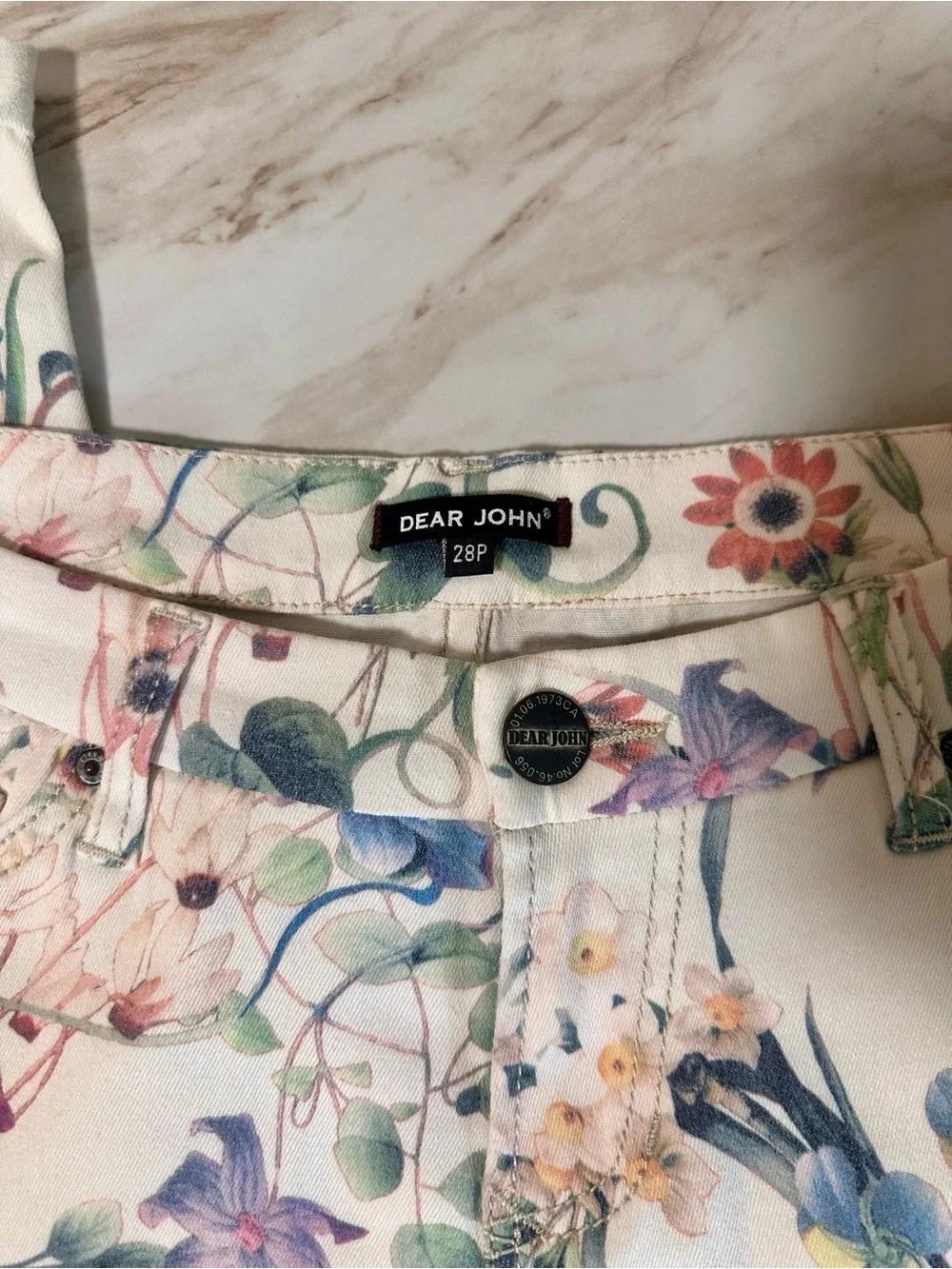 Dear John Women’s White Floral Skinny Jeans- 28P